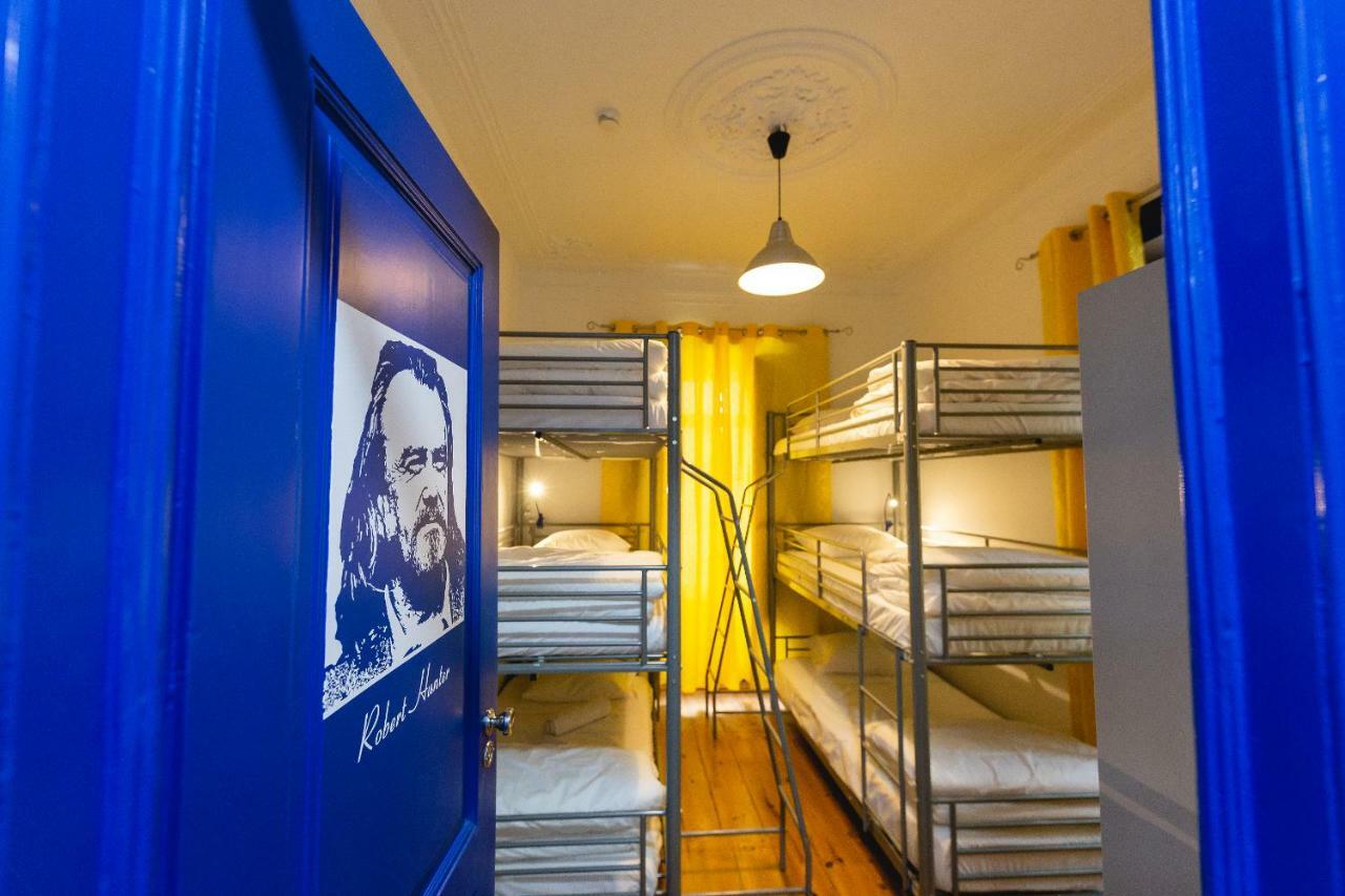 Help Yourself Hostels - Parede Dış mekan fotoğraf